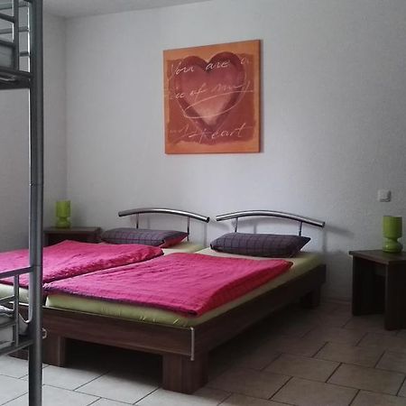 Feriendomizil-Roger-Wohnung-1 Leipzig Exteriör bild